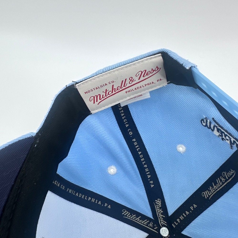 Mitchell & Ness Los Angeles Lakers Hat Mens OS Light Blue Snapback NBA Cap - Picture 7 of 8